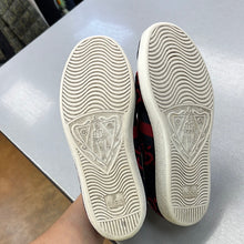 Load image into Gallery viewer, Gucci Sneakers
